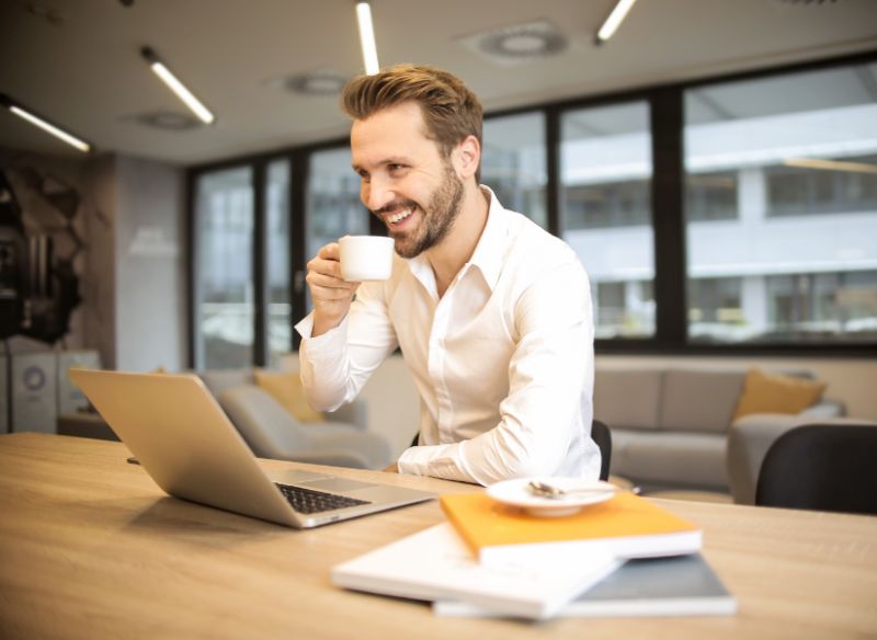 Negócios: 6 vantagens da flexibilização do trabalho na sua empresa